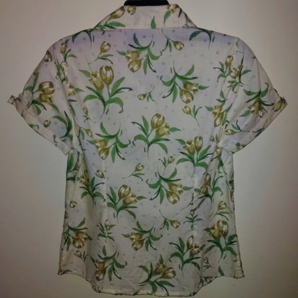 BASIC EITIONS IVORY/GREEN FLORAL SHORT SLEEVE BUTTON FRONT BLOUSE SIZE S NWOT - Picture 6 of 7
